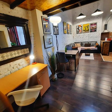 Authentic Belgrade Centre - Split Level Loft With Patio In Courtyard Διαμέρισμα Εξωτερικό φωτογραφία
