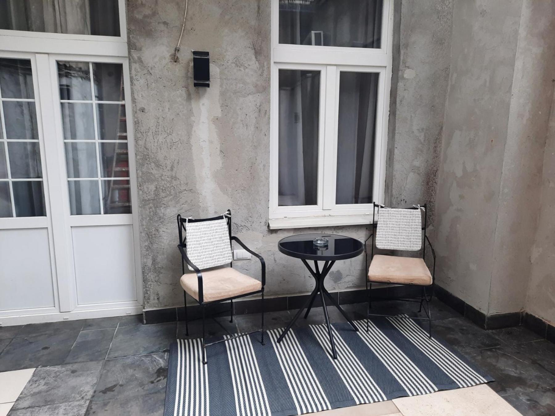 Authentic Belgrade Centre - Split Level Loft With Patio In Courtyard Διαμέρισμα Εξωτερικό φωτογραφία