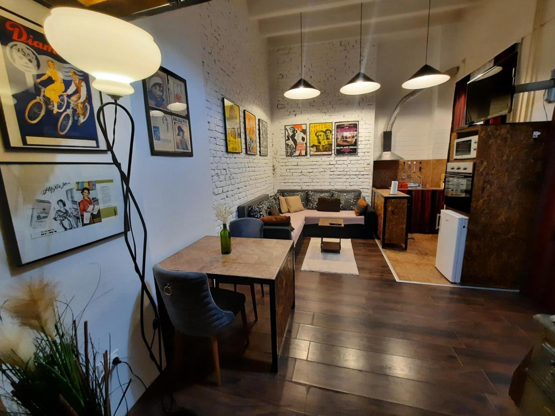 Authentic Belgrade Centre - Split Level Loft With Patio In Courtyard Διαμέρισμα Εξωτερικό φωτογραφία