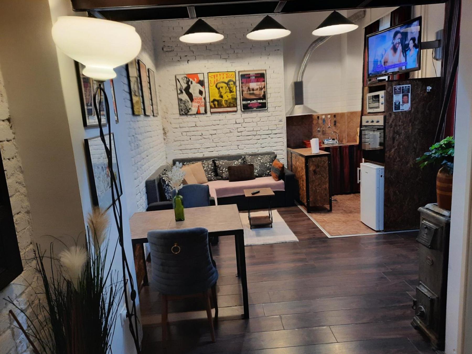 Authentic Belgrade Centre - Split Level Loft With Patio In Courtyard Διαμέρισμα Εξωτερικό φωτογραφία
