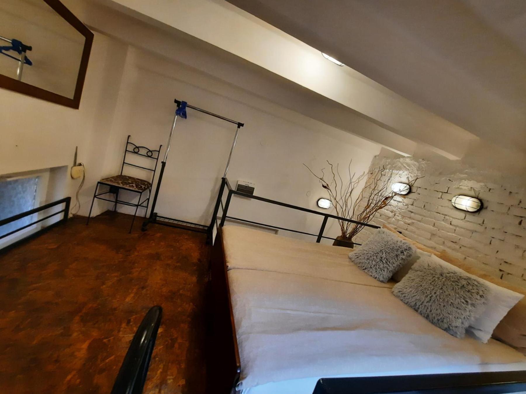 Authentic Belgrade Centre - Split Level Loft With Patio In Courtyard Διαμέρισμα Εξωτερικό φωτογραφία
