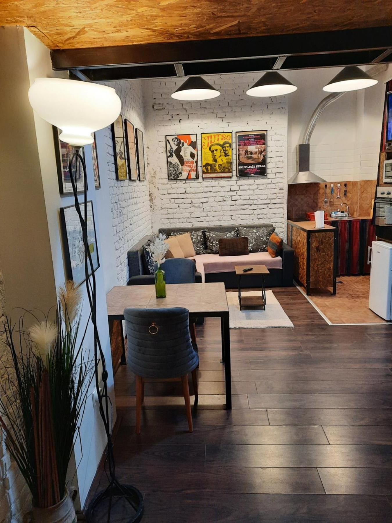 Authentic Belgrade Centre - Split Level Loft With Patio In Courtyard Διαμέρισμα Εξωτερικό φωτογραφία